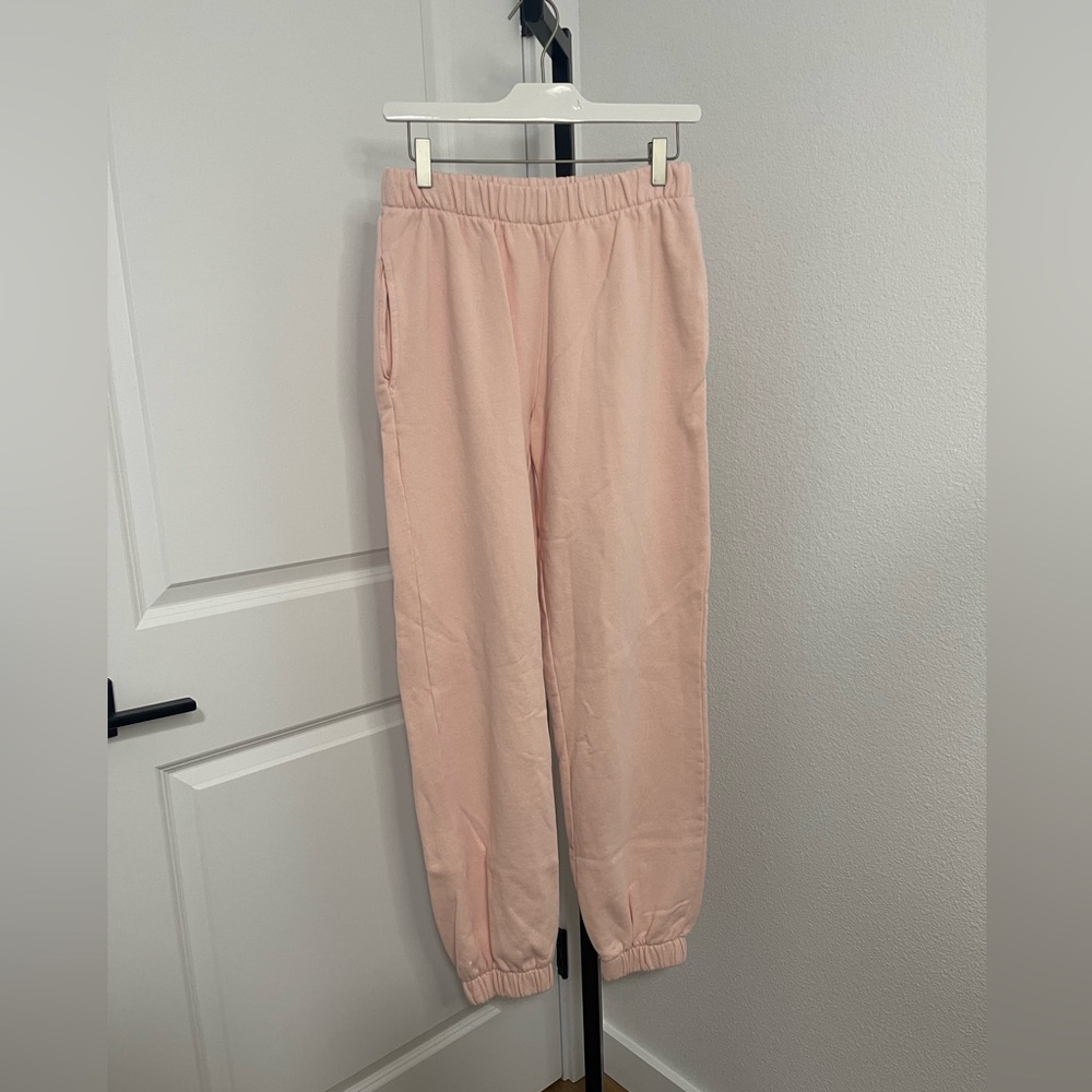 Brandy Melville Rosa Sweatpants In Pink